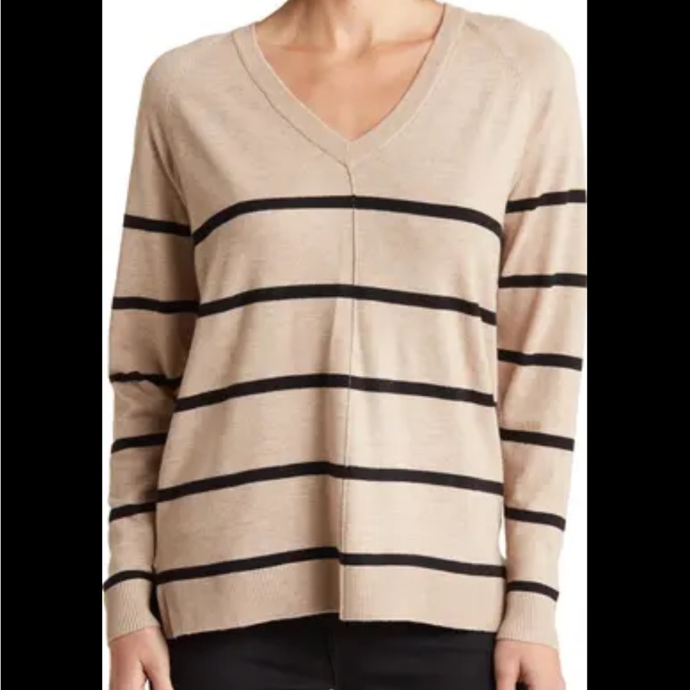 Stripe v neck sweater!